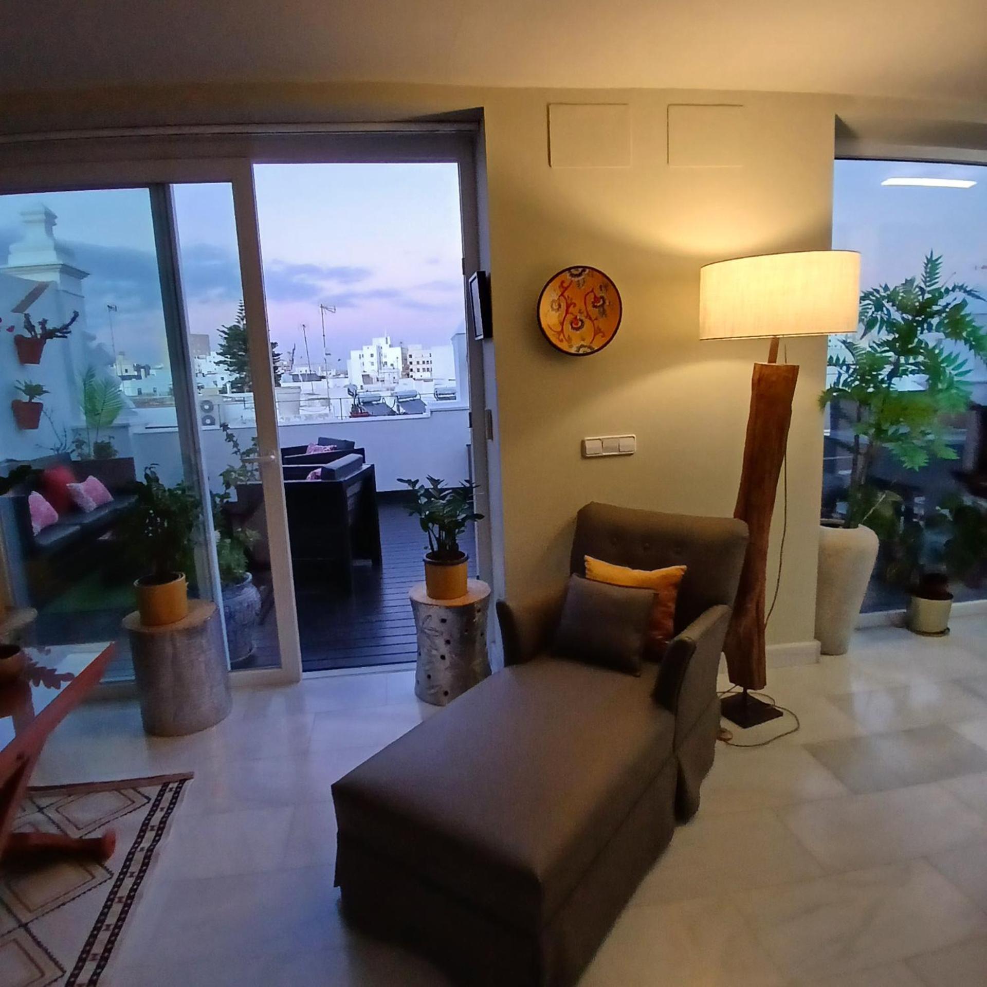 شقة ***** Attic With Impressive Views And Jacuzzi كاديز المظهر الخارجي الصورة