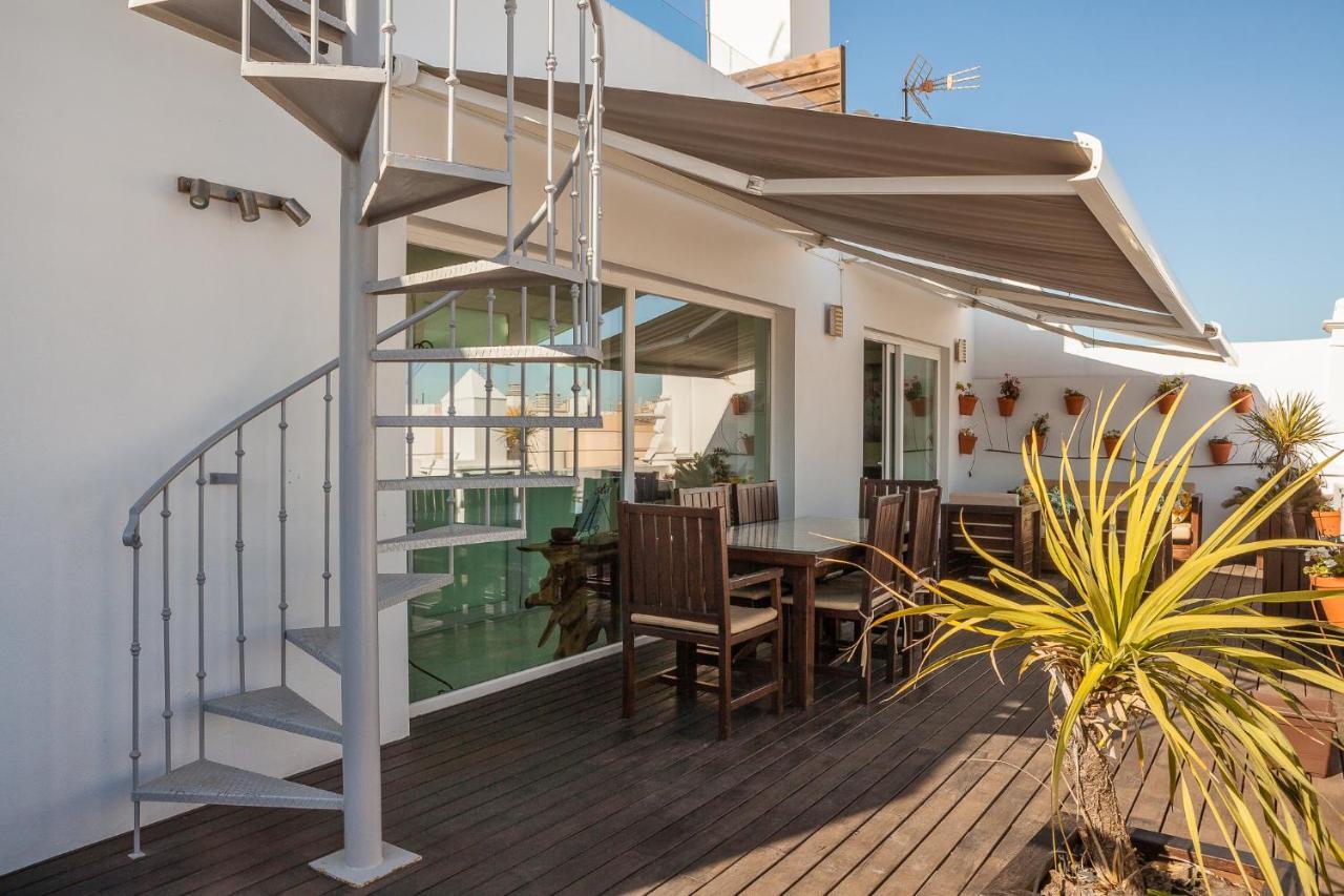 شقة ***** Attic With Impressive Views And Jacuzzi كاديز المظهر الخارجي الصورة