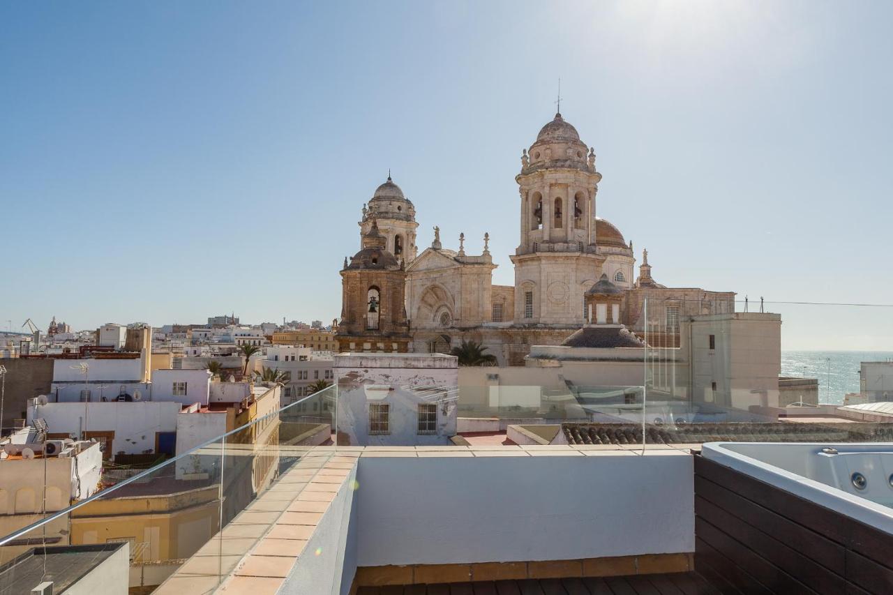 شقة ***** Attic With Impressive Views And Jacuzzi كاديز المظهر الخارجي الصورة